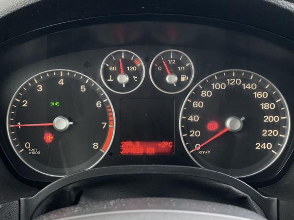 Ford C-MAX I Рестайлинг с пробегом 2007 года, цена 425 000 рублей, 264020 км, компактвэн, Автокод Объявления