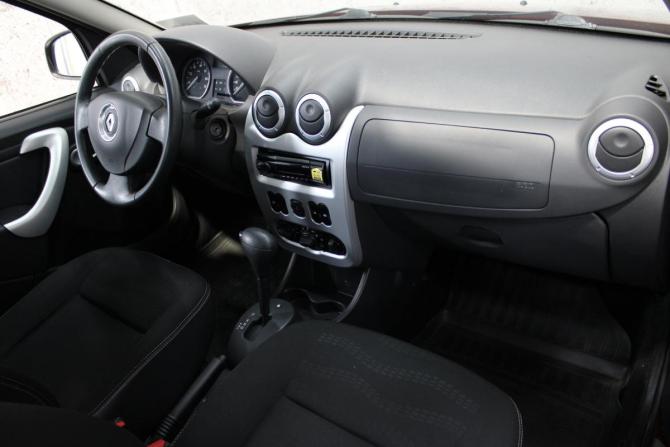 Renault Sandero I с пробегом 2012 года, цена 825 000 рублей, 103872 км, хэтчбек, Автокод Объявления