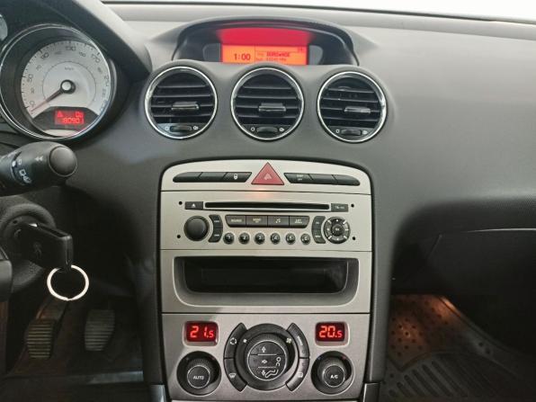 Peugeot 308 I с пробегом 2010 года, цена 449 000 рублей, 180900 км, хэтчбек, Автокод Объявления