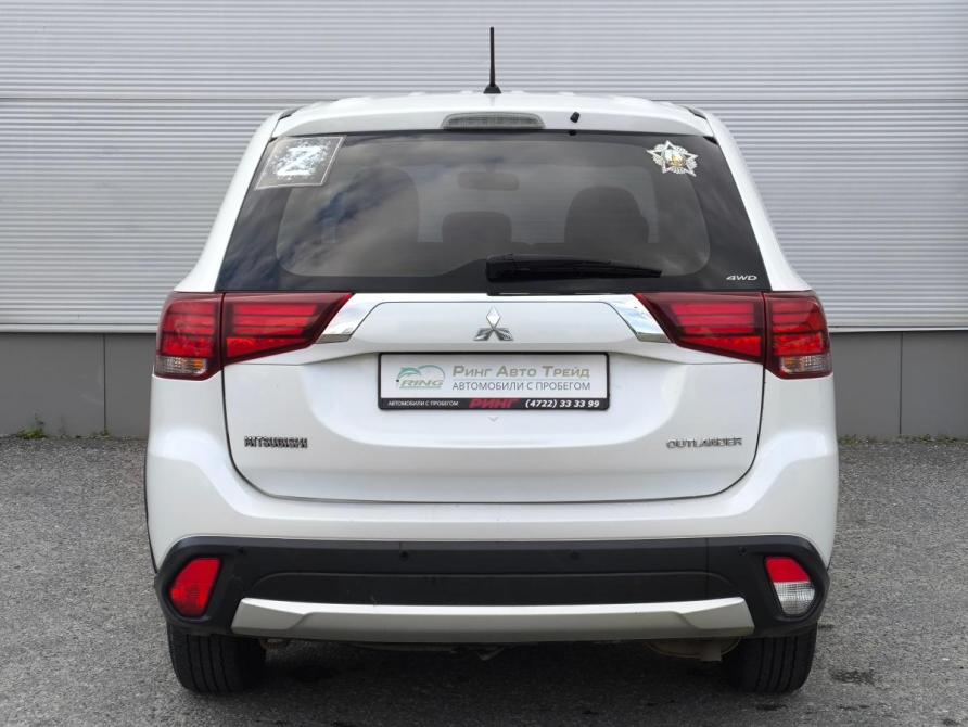 Mitsubishi Outlander III Рестайлинг 2 Белгород  - изображение 4