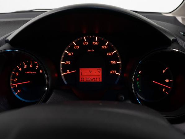 Honda Fit II с пробегом 2012 года, цена 1 055 000 рублей, 70210 км, хэтчбек, Автокод Объявления