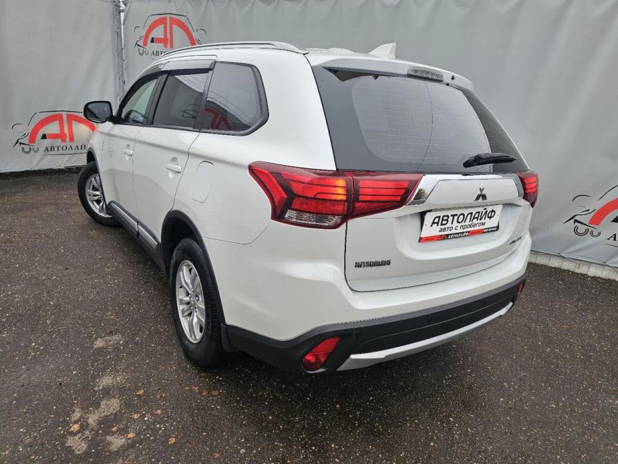 Mitsubishi Outlander III Рестайлинг 2 Ярославль  - изображение 7