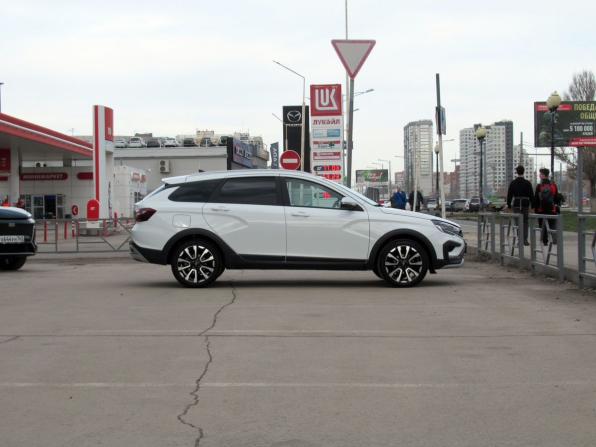 Lada (ВАЗ) Vesta I Рестайлинг (NG) с пробегом 2024 года, цена 1 570 000 рублей, 21406 км, универсал, Автокод Объявления