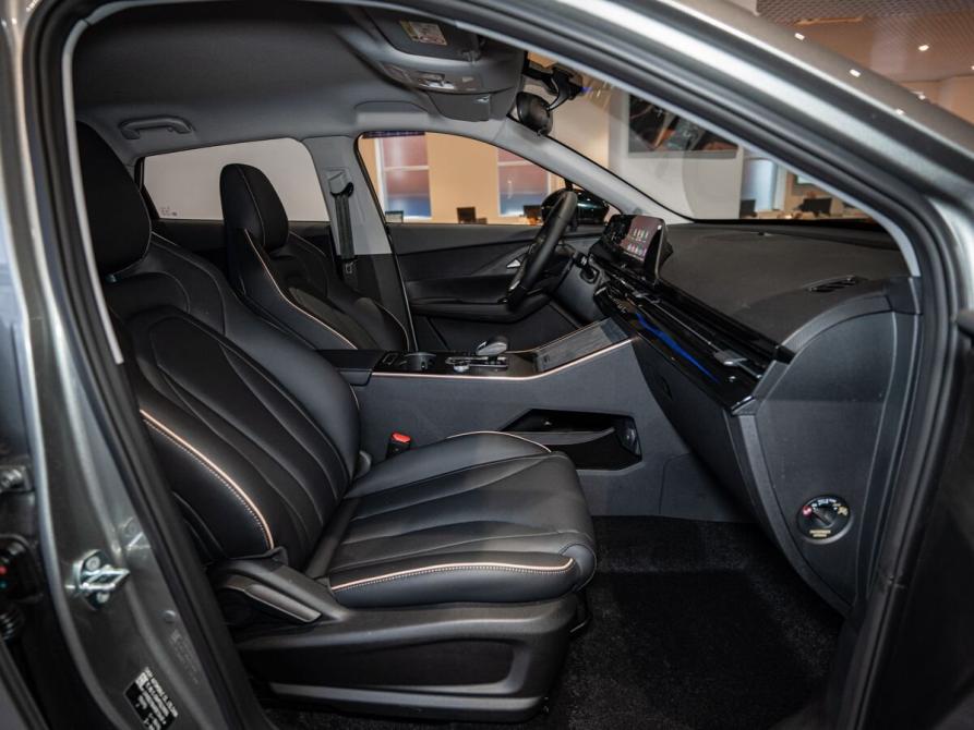 Omoda C5 I Рестайлинг Москва  - изображение 11