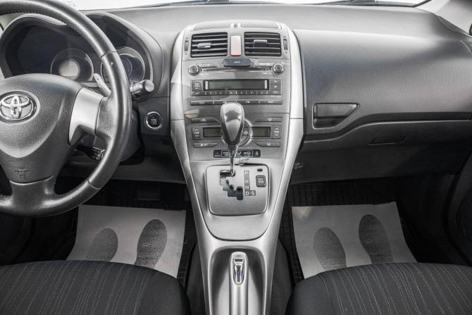 Toyota Auris I с пробегом 2007 года, цена 699 000 рублей, 270000 км, хэтчбек, Автокод Объявления