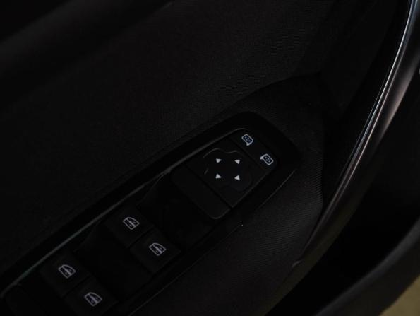 Renault Megane IV с пробегом 2018 года, цена 1 649 000 рублей, 146689 км, универсал, Автокод Объявления