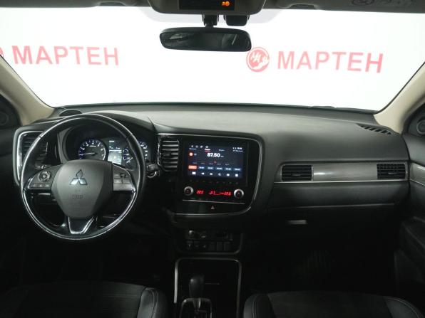 Mitsubishi Outlander III Рестайлинг 3 с пробегом 2021 года, цена 2 649 000 рублей, 82346 км, внедорожник, Автокод Объявления