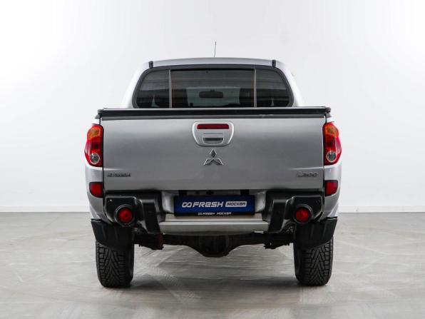 Mitsubishi L200 IV с пробегом 2011 года, цена 1 487 444 рубля, 287184 км, offers.body_type.unknown, Автокод Объявления