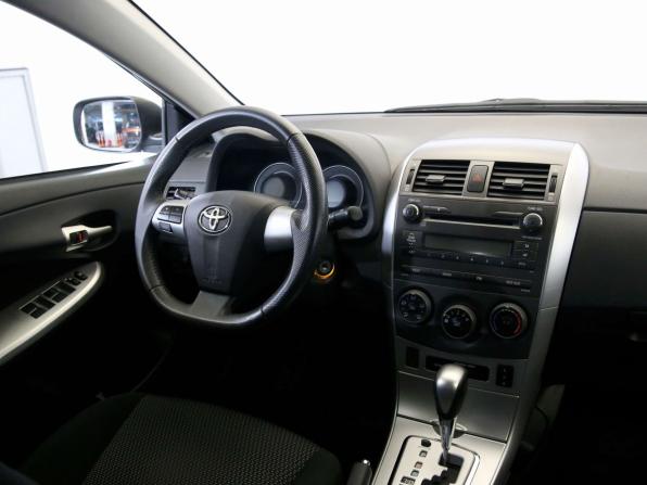 Toyota Corolla X (E140 E150) Рестайлинг с пробегом 2012 года, цена 990 000 рублей, 135000 км, седан, Автокод Объявления
