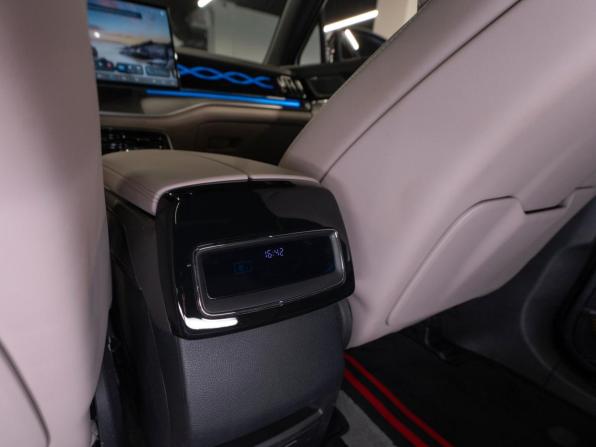 BYD Tang II Рестайлинг 2 с пробегом 2023 года, цена 4 550 000 рублей, 13639 км, внедорожник, Автокод Объявления