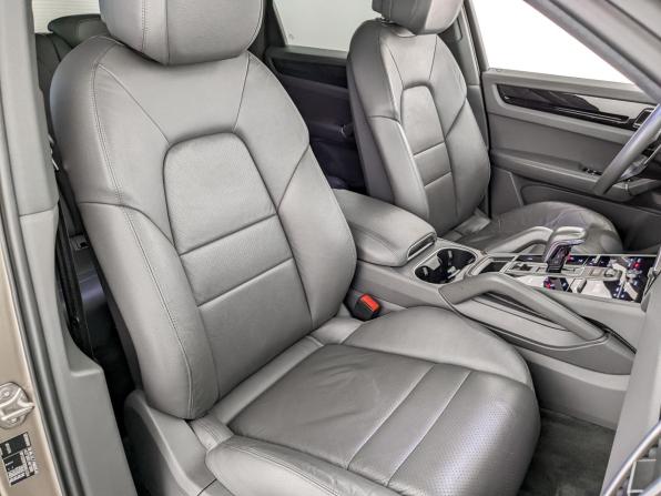 Porsche Cayenne III с пробегом 2019 года, цена 5 600 000 рублей, 123838 км, внедорожник, Автокод Объявления