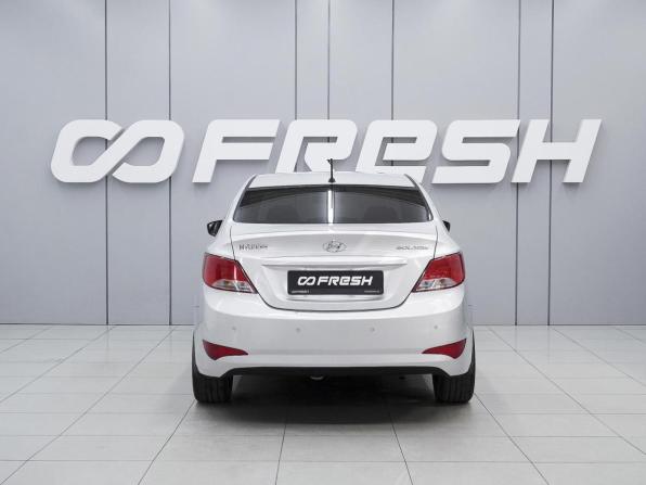 Hyundai Solaris I Рестайлинг с пробегом 2015 года, цена 1 099 000 рублей, 154819 км, седан, Автокод Объявления