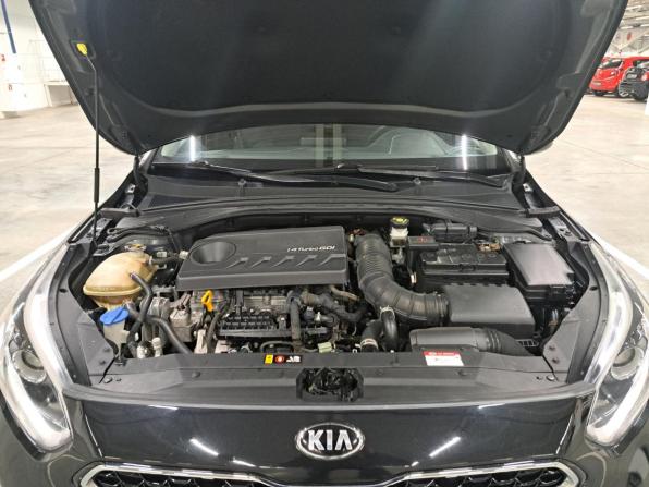 Kia Ceed III с пробегом 2018 года, цена 1 599 000 рублей, 113276 км, хэтчбек, Автокод Объявления