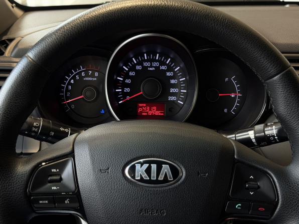 Kia Rio III с пробегом 2013 года, цена 750 000 рублей, 197478 км, седан, Автокод Объявления