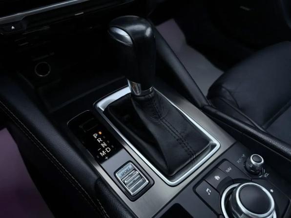 Mazda 6 III (GJ) Рестайлинг с пробегом 2017 года, цена 2 099 000 рублей, 139534 км, седан, Автокод Объявления