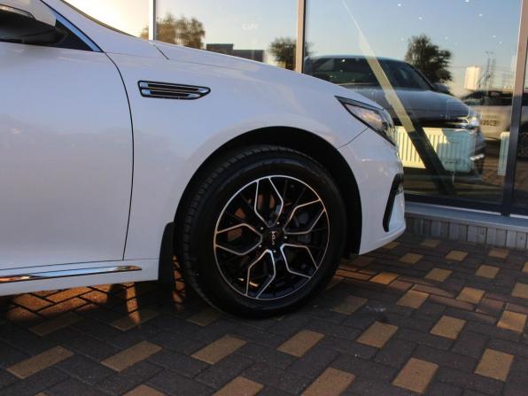 Kia Optima IV Рестайлинг с пробегом 2018 года, цена 1 878 700 рублей, 82682 км, седан, Автокод Объявления