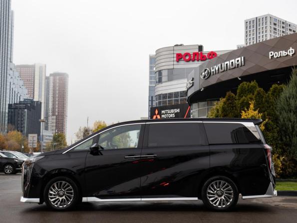 GAC M8 с пробегом 2024 года, цена 4 498 000 рублей, 34361 км, минивэн, Автокод Объявления