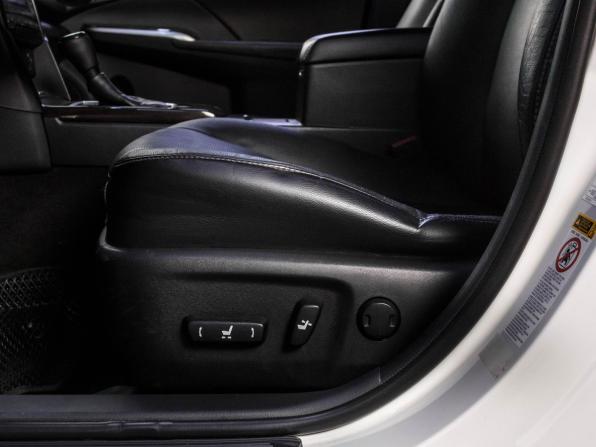 Toyota Camry VII (XV50) Рестайлинг с пробегом 2016 года, цена 1 899 000 рублей, 171326 км, седан, Автокод Объявления