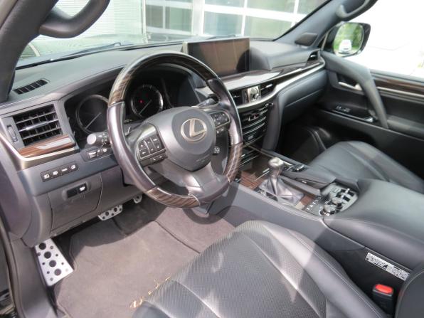 Lexus LX III Рестайлинг 2 с пробегом 2021 года, цена 13 350 000 рублей, 70500 км, внедорожник, Автокод Объявления