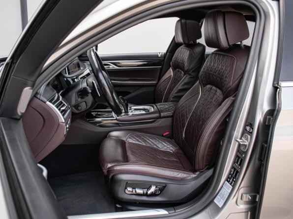 BMW 7 серии VI (G11/G12) Рестайлинг с пробегом 2020 года, цена 6 600 000 рублей, 122206 км, седан, Автокод Объявления