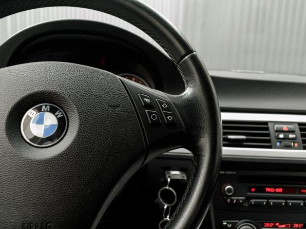 BMW 3 серии V (E90/E91/E92/E93) Рестайлинг с пробегом 2011 года, цена 1 200 000 рублей, 171324 км, седан, Автокод Объявления