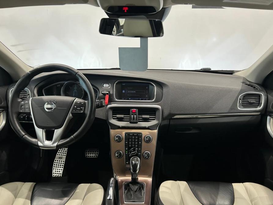 Volvo V40 Cross Country I Санкт-Петербург  - изображение 17