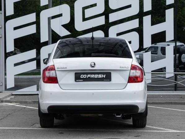 Skoda Rapid I с пробегом 2017 года, цена 1 169 000 рублей, 206917 км, лифтбек, Автокод Объявления
