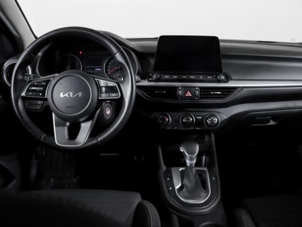 Kia Cerato IV Рестайлинг с пробегом 2021 года, цена 2 000 000 рублей, 42025 км, седан, Автокод Объявления