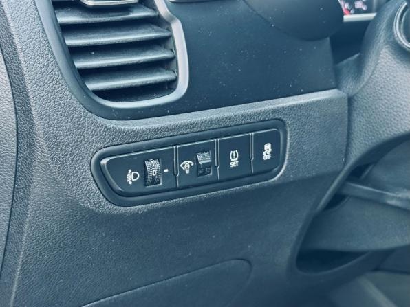 Kia Rio IV с пробегом 2018 года, цена 1 259 000 рублей, 130270 км, седан, Автокод Объявления