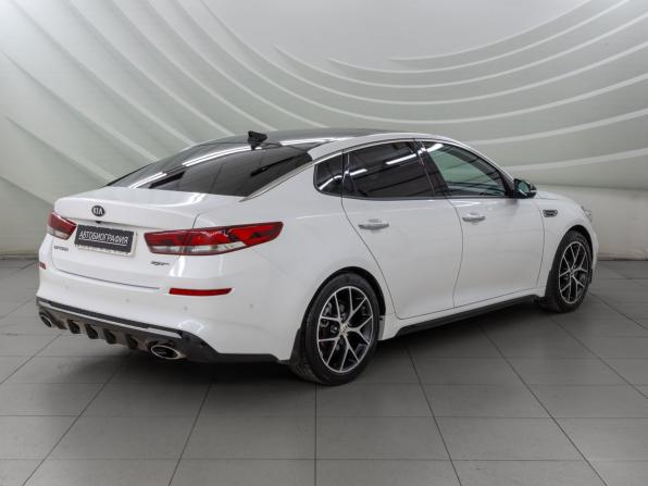 Kia Optima IV Рестайлинг с пробегом 2018 года, цена 1 918 000 рублей, 161489 км, седан, Автокод Объявления