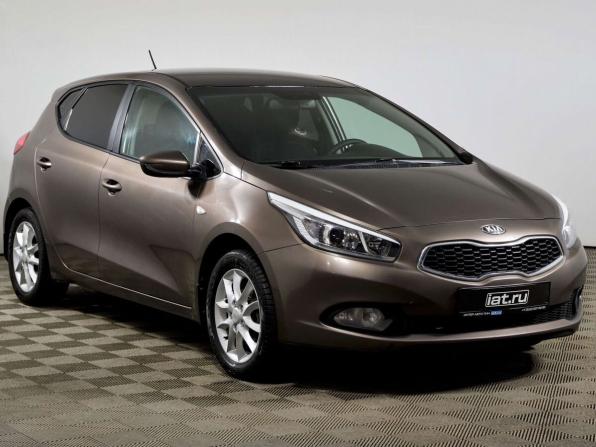 Kia Ceed II с пробегом 2012 года, цена 825 000 рублей, 252066 км, хэтчбек, Автокод Объявления
