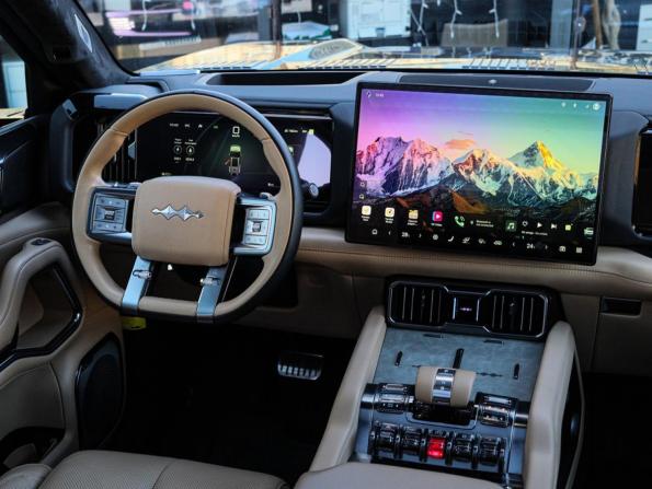 BYD FangChengBao Leopard 8 с пробегом 2024 года, цена 6 500 000 рублей, 36800 км, внедорожник, Автокод Объявления