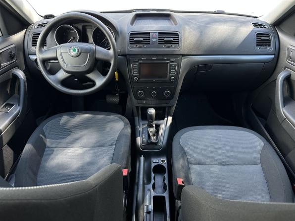 Skoda Yeti I с пробегом 2013 года, цена 990 000 рублей, 67954 км, внедорожник, Автокод Объявления