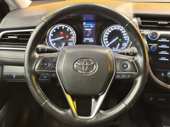 Toyota Camry VIII (XV70) с пробегом 2018 года, цена 2 299 000 рублей, 103228 км, седан, Автокод Объявления