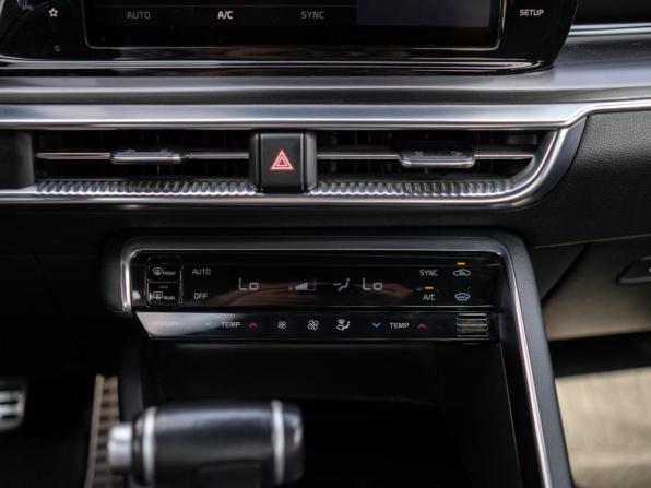 Kia K5 III с пробегом 2020 года, цена 2 999 000 рублей, 110361 км, седан, Автокод Объявления
