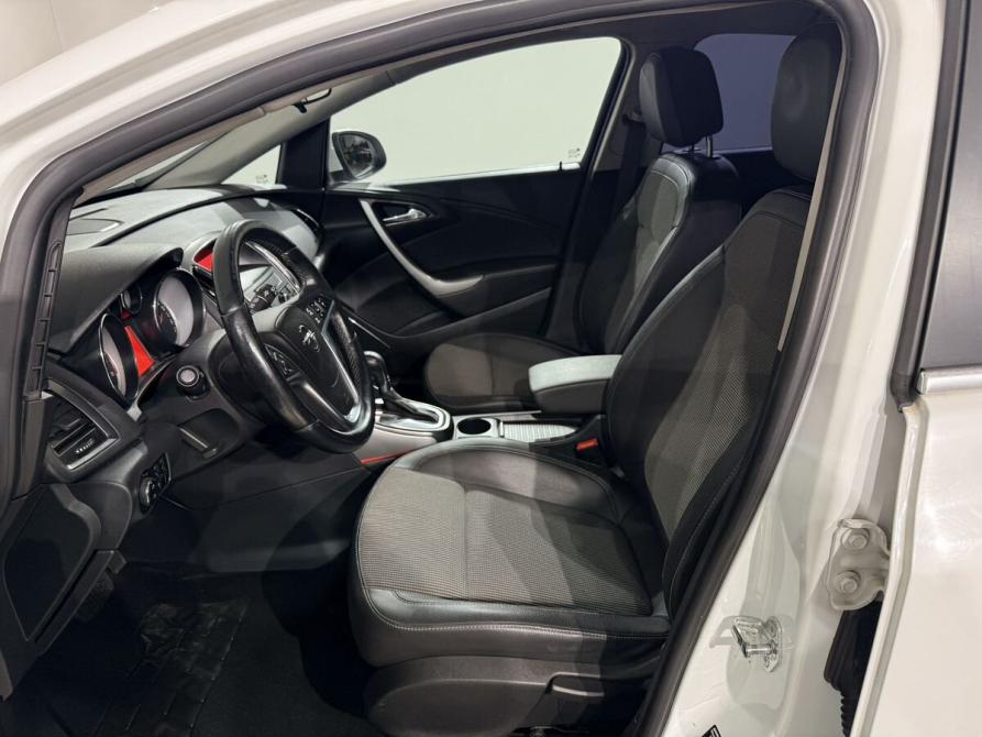 Opel Astra J Москва  - изображение 9