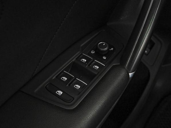 Volkswagen Tiguan II с пробегом 2018 года, цена 2 548 000 рублей, 107537 км, внедорожник, Автокод Объявления