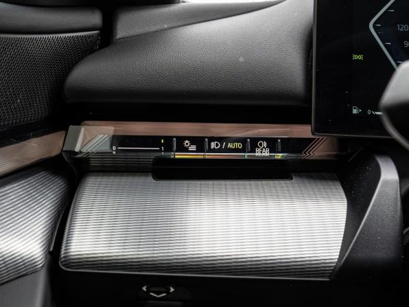 BMW 5 серии VIII (G60/G61/G68) с пробегом 2025 года, цена 8 080 000 рублей, 11482 км, седан, Автокод Объявления