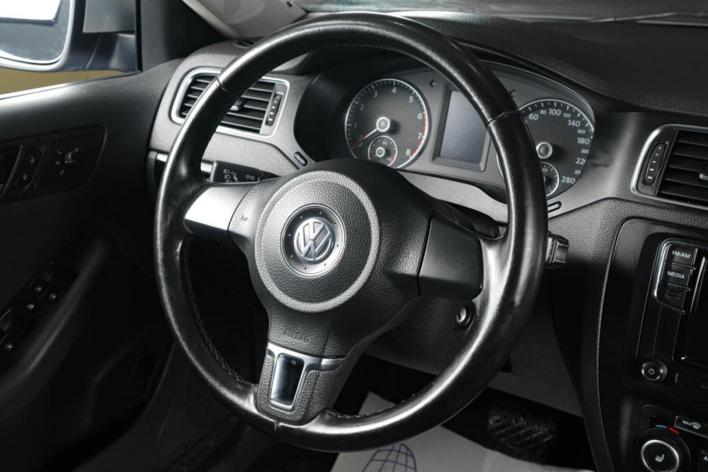 Volkswagen Jetta VI Тюмень  - изображение 12