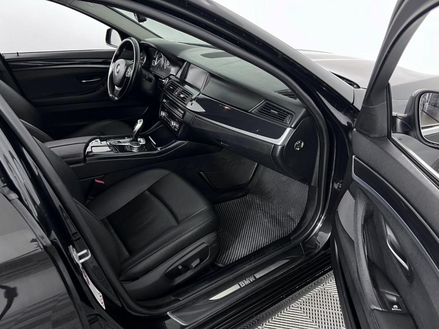 BMW 5 серии VI (F10/F11/F07) Рестайлинг Калининград  - изображение 12