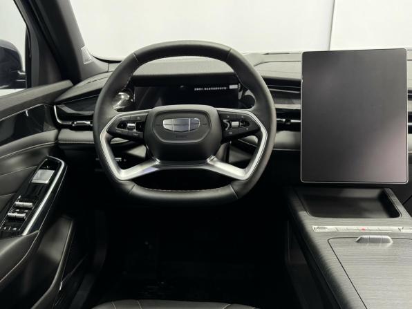 Geely Preface I с пробегом 2024 года, цена 2 815 000 рублей, 7121 км, седан, Автокод Объявления