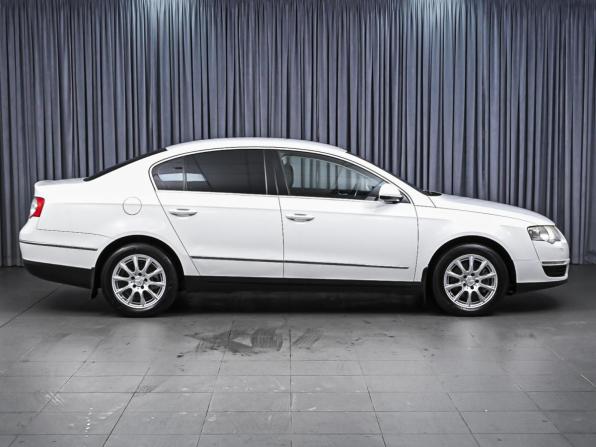 Volkswagen Passat B6 с пробегом 2009 года, цена 795 000 рублей, 272096 км, седан, Автокод Объявления
