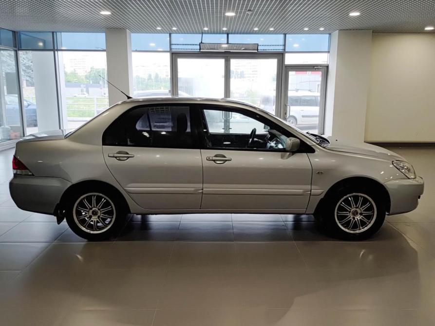 Mitsubishi Lancer IX Казань  - изображение 5