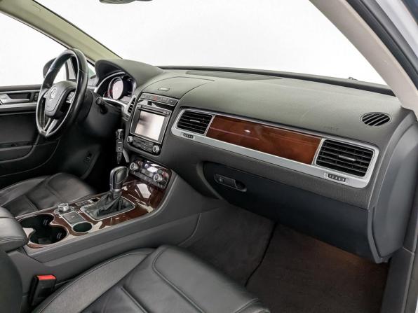 Volkswagen Touareg II Рестайлинг с пробегом 2016 года, цена 2 675 000 рублей, 147407 км, внедорожник, Автокод Объявления