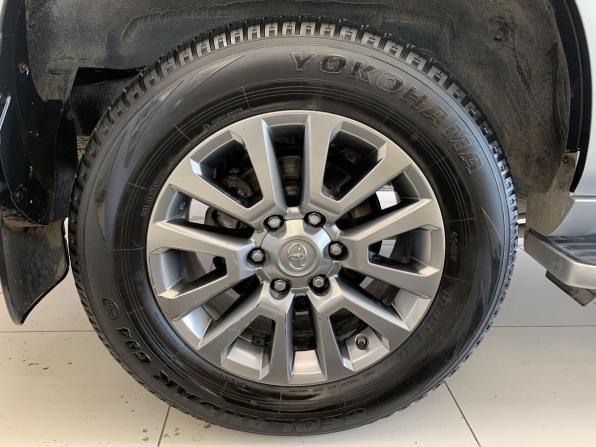 Toyota Land Cruiser Prado 150 Series Рестайлинг 3 с пробегом 2020 года, цена 5 990 000 рублей, 234651 км, внедорожник, Автокод Объявления