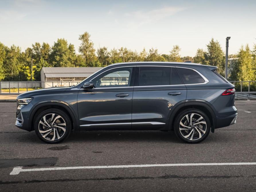 Geely Monjaro I Москва  - изображение 9