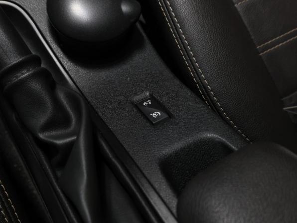 Renault Fluence I Рестайлинг с пробегом 2014 года, цена 849 000 рублей, 61000 км, седан, Автокод Объявления