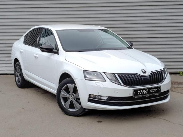 Skoda Octavia III (A7) Рестайлинг с пробегом 2019 года, цена 1 995 000 рублей, 118804 км, лифтбек, Автокод Объявления