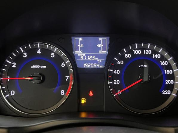 Hyundai Solaris I Рестайлинг с пробегом 2014 года, цена 740 000 рублей, 192023 км, хэтчбек, Автокод Объявления