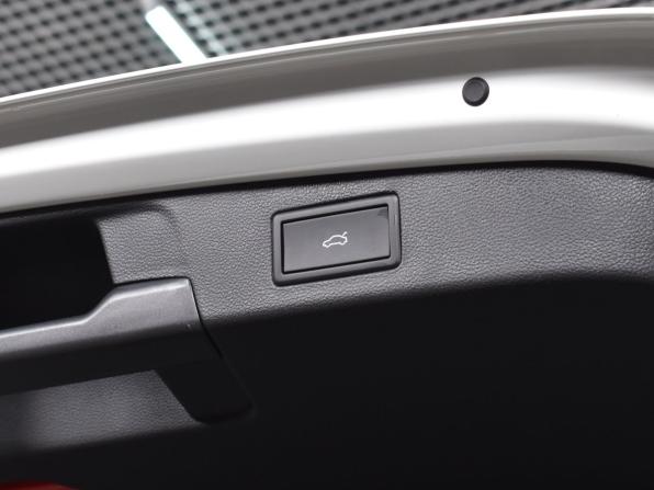 Volkswagen Tiguan III (China Market) с пробегом 2026 года, цена 4 699 995 рублей, 60 км, внедорожник, Автокод Объявления